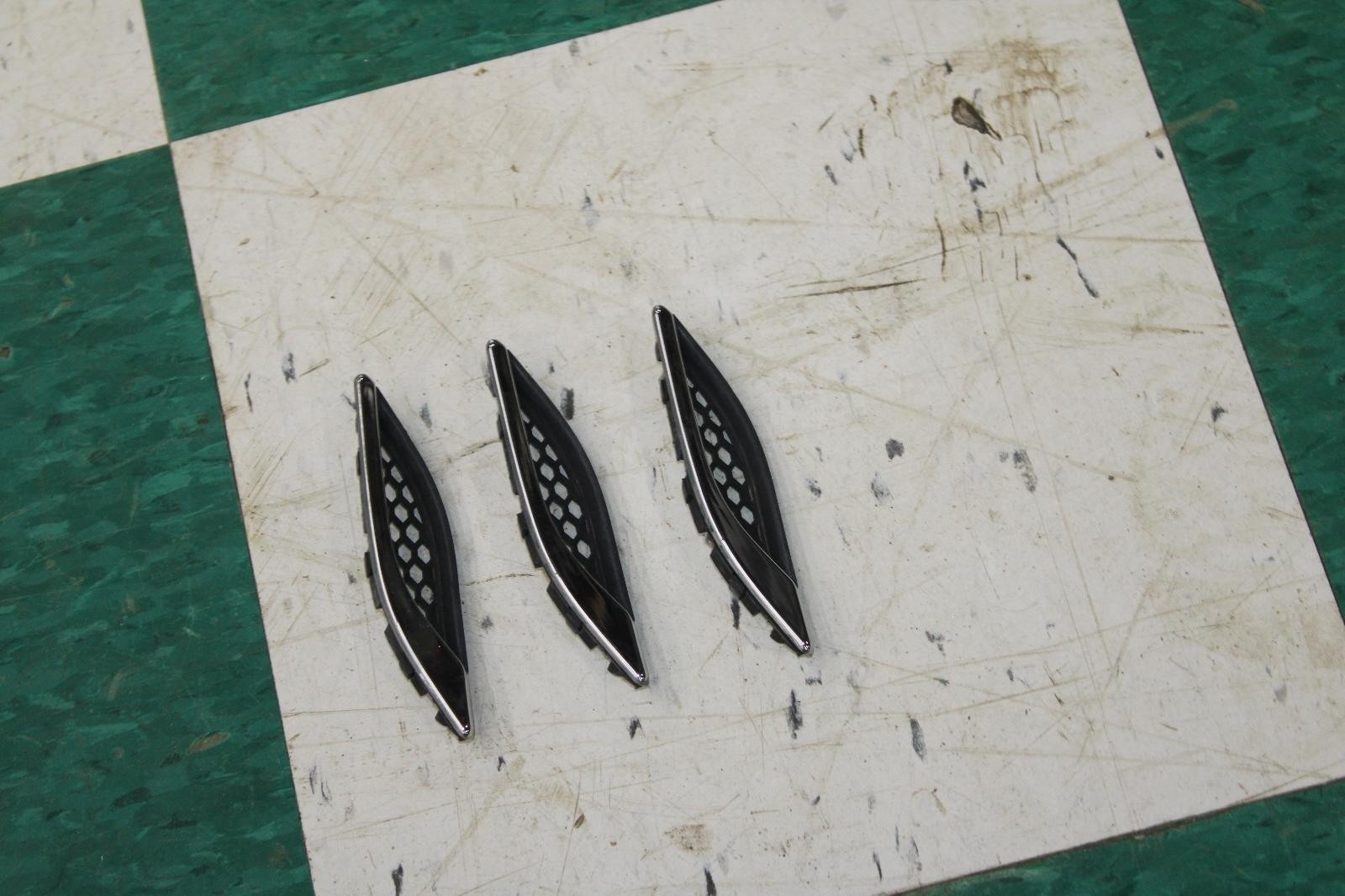 14-19 Ghibli Chrome Front Passenger Right RH Fender Grill Grille Set 3x OEM WTY