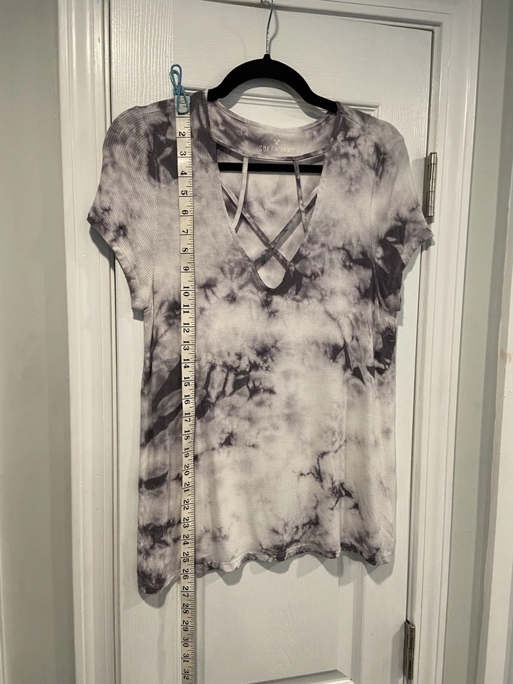 Top American Eagle Talla M Suave y Sexy Gris Acanalado Corbata Troquel Correa Cruzada Cuello en V Foto 4 de 4