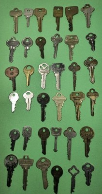 Vintage Lot of 36 Unique Flat Keys Many Different Brands Arts & Crafts Decor