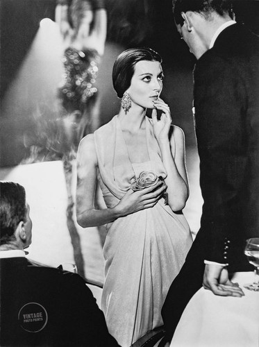 VTG Richard Avedon Print Carmen Nina Ricci Dress Paris Duotone 1957 Mat 16x20 - Foto 1 di 2