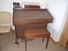 Kawai Organ with stool