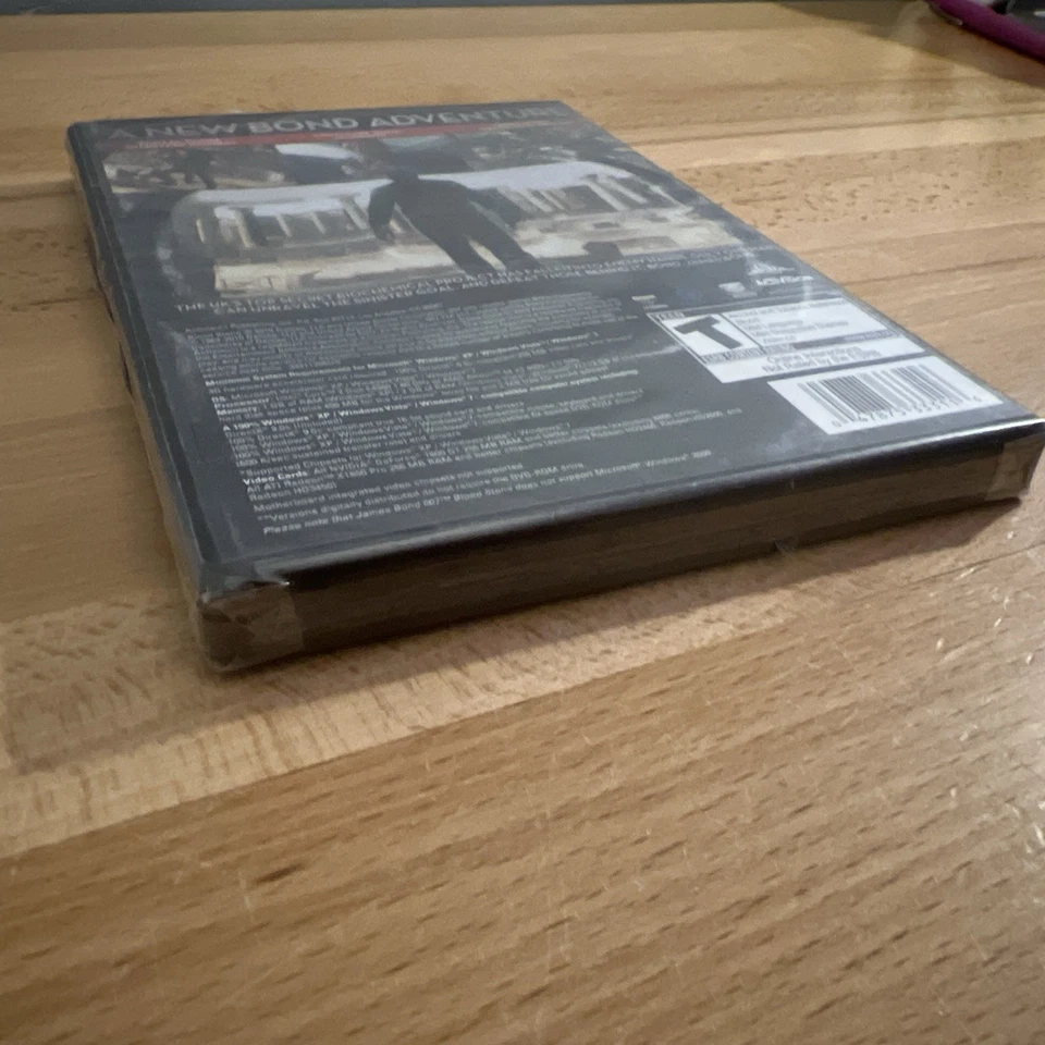 Rare HTF Blood Stone 007 James Bond Daniel Craig (Windows PC DVD, 2010) Complete - Image 3 of 4