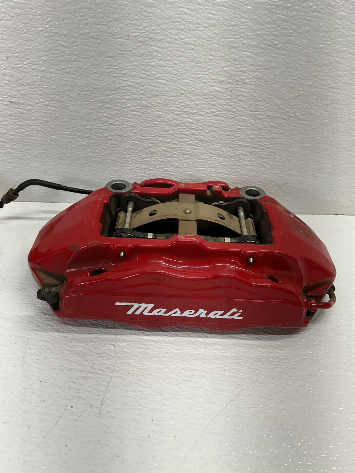Maserati Ghibli Red 4 Piston Brembo Calipers