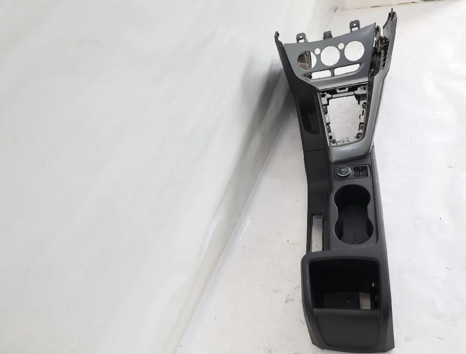 console centrale Ford FOCUS 3 Turnier 91094 - Image 2 of 4