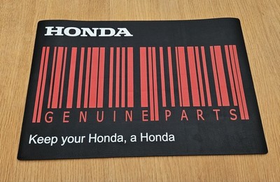Oldtimer Honda Teilehändler Schreibtischschutz. Halten Sie Ihre Honda A Honda.Circa 1980-90