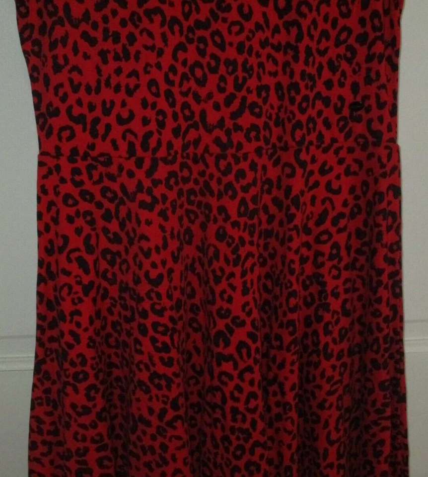 Vestido Guess Niñas Talla 16 Niñas Estampado Leopardo Rojo Negro Foto 3 de 4