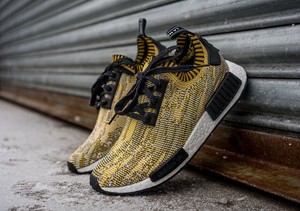 nmd r1 pk gold