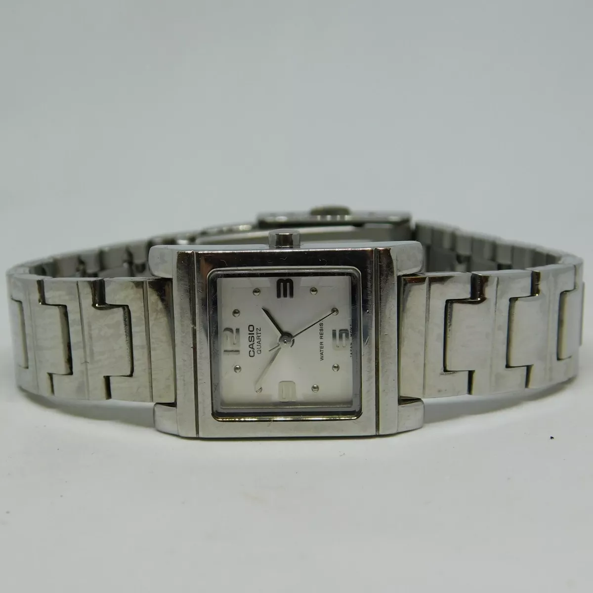 Casio 1330 online watch
