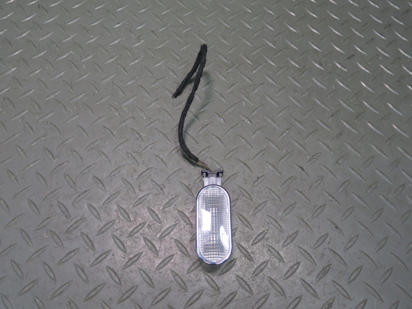 2006-2012 BENTLEY FLYING SPUR FRONT LEFT & RIGHT SUNVISOR VANITY LIGHT LAMP SET