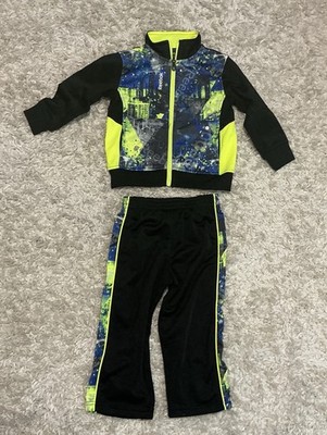Toddler Reebok Sweatsuit 2 Piece Size 2T  Long Sleeve Black  + Pattern