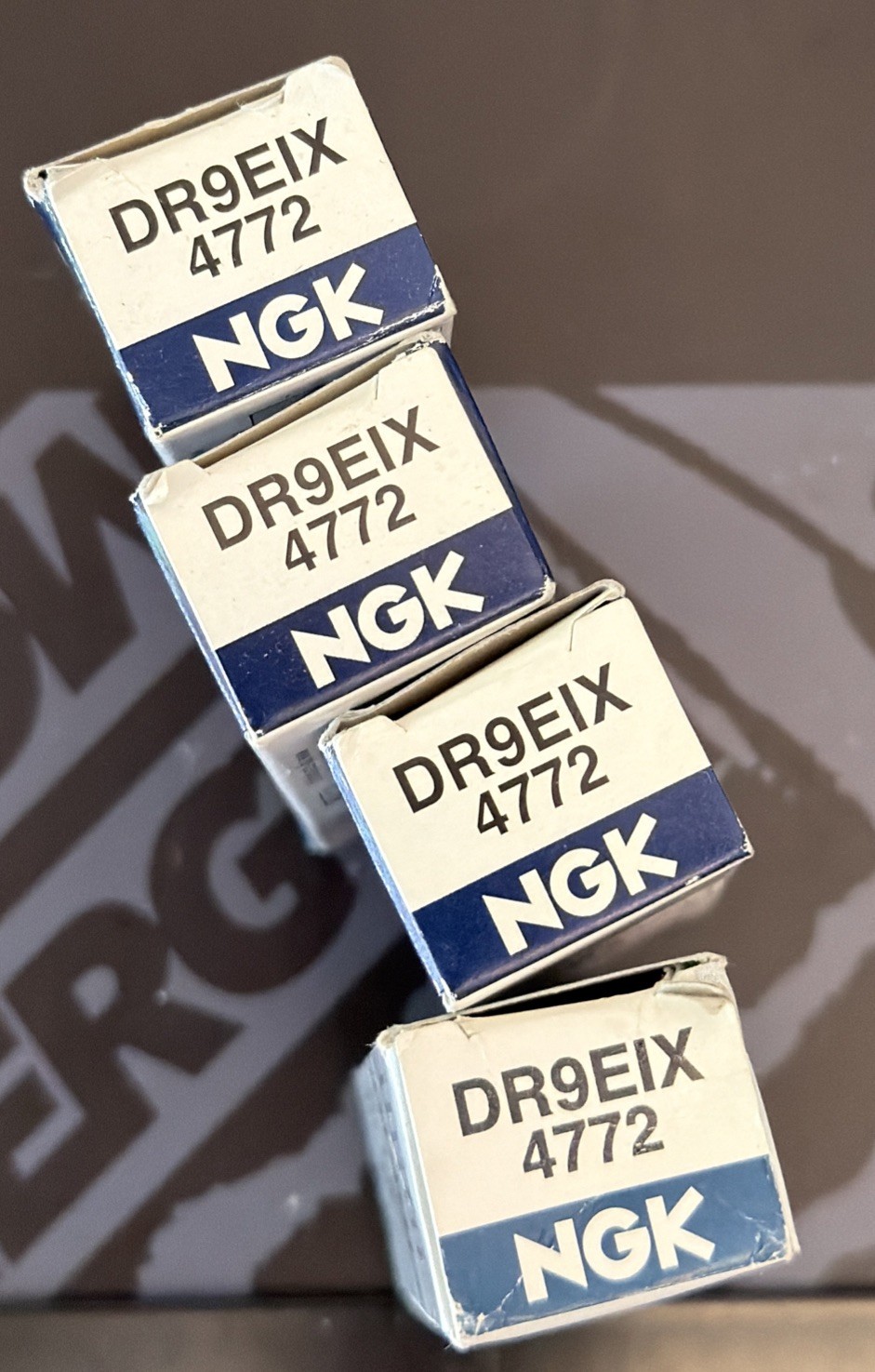 GENUINE NGK IRIDIUM IX SPARK PLUGS - DR9EIX - SET OF 4 - NGK 4772