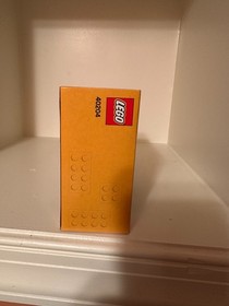 LEGO 40204 Seasonal Thanksgiving Pilgrim's Feast Retired  New In Box Sealed NIB