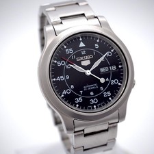 Seiko Five Automatic Day Date Military Watch Vintage Timepiece Authentic