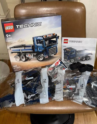 [New in Box] LEGO Technic Tipping Dump Truck 42203 Building Toy