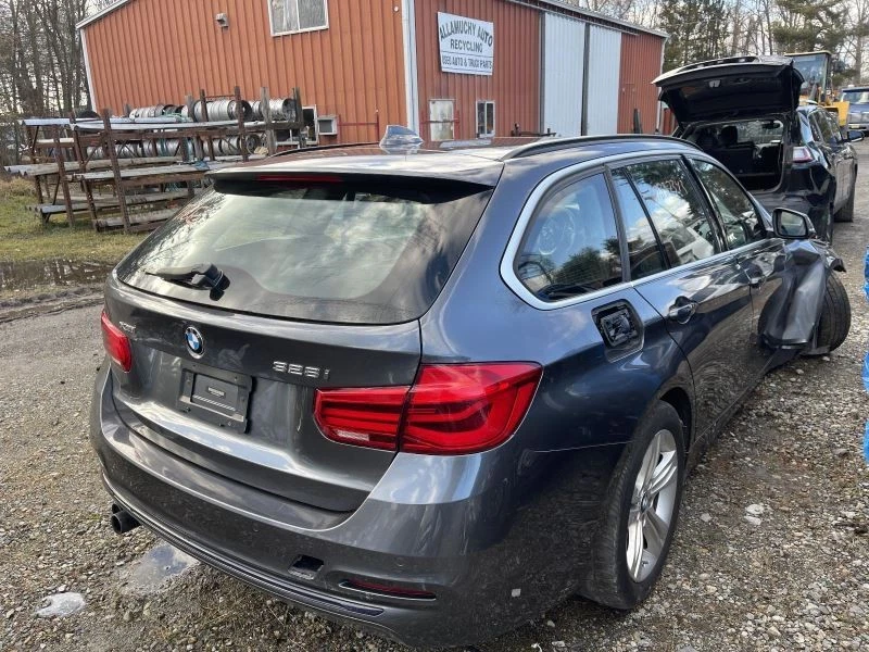 BMW 328i 2014-2018 basculante izquierdo con poste gris PC: B39 100 k 51950 Foto 3 de 4