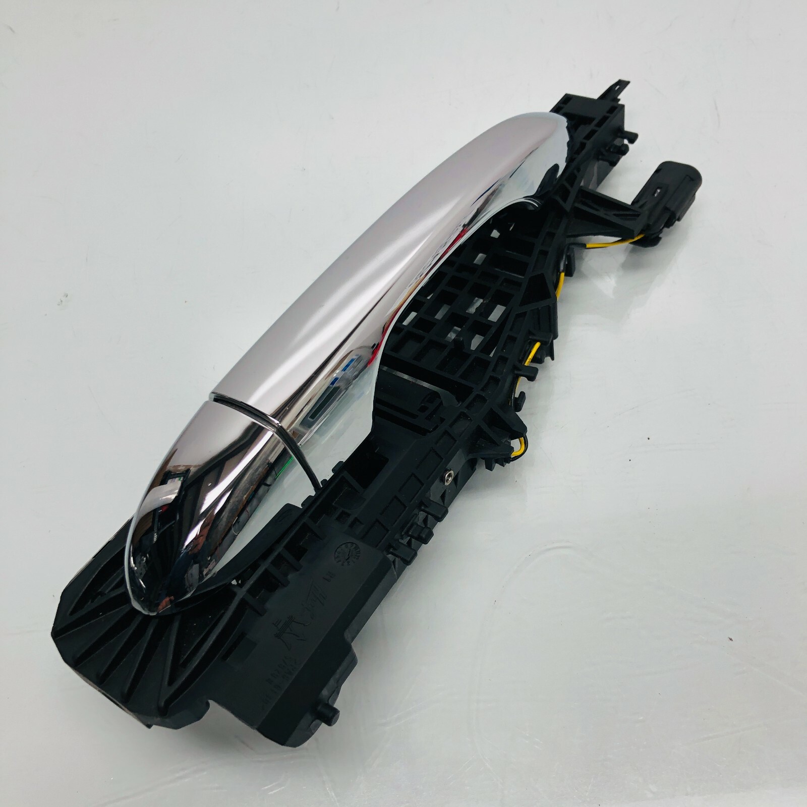 2014 - 2017 Maserati Ghibli Passenger Right Rear Exterior Door Handle OEM