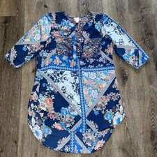 Fig and Flower Top 1/2 Button Top Blouse Size S Blue Flowers