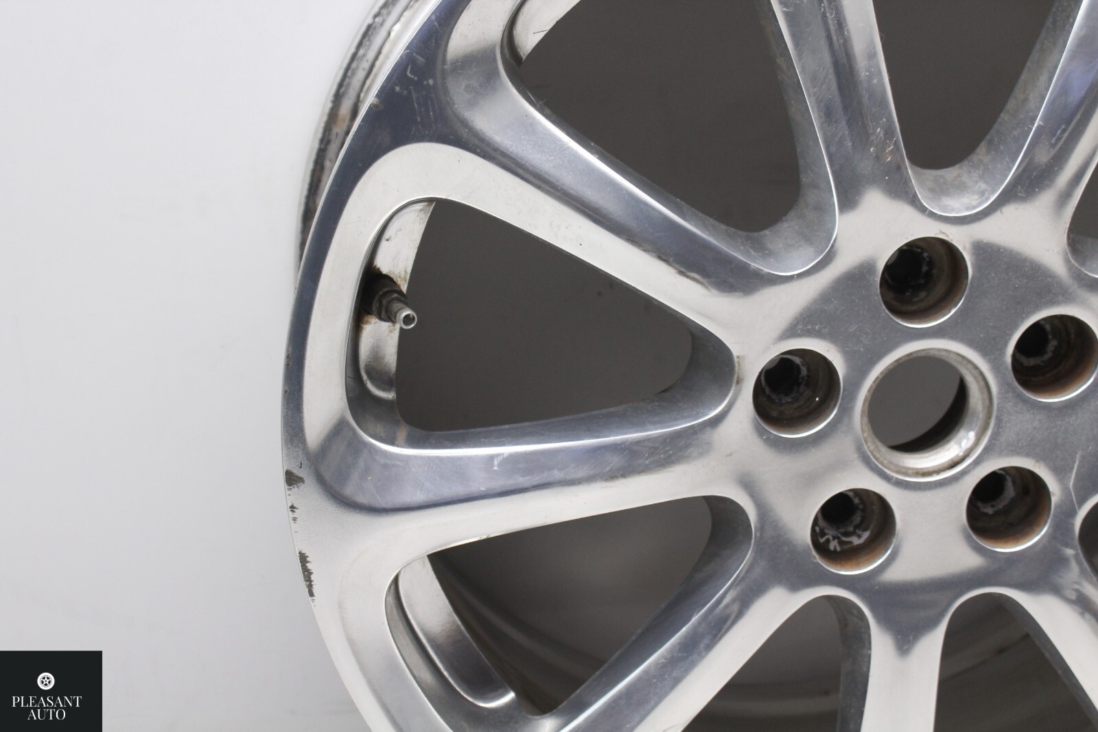 FACTORY OEM USED 19" MASERATI QUATTROPORTE BBS WHEEL -BALL POLISHED- FRONT WHEEL