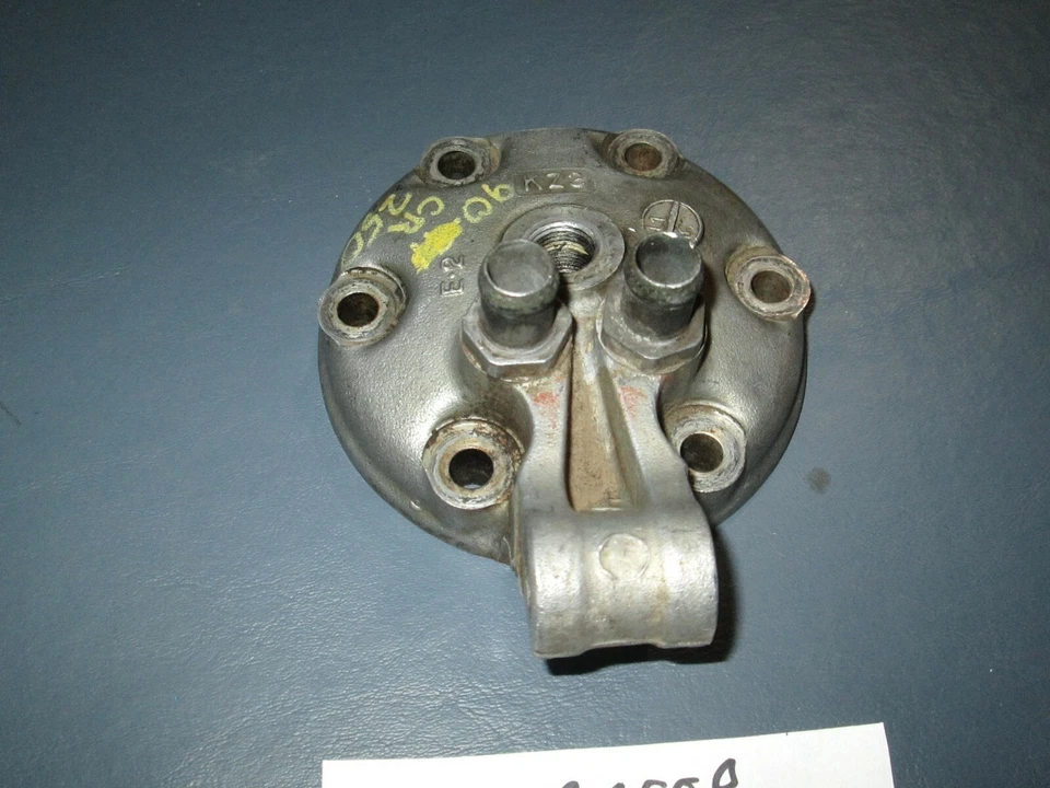 Honda CR250R 1990 OEM culata, 12200-KZ3-700 Foto 3 de 4