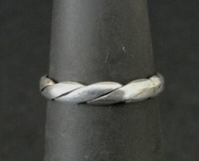 Ring Silver Twist Smooth Look Band Sterling 925 Size 4 Ring Band
