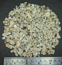 105-gm Petroleum included Fluorescent Skeletal Diamond Quartz Crystals Lot - Pk.