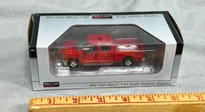 2017 Ford F-350 SuperCrew 4x4 Pickup Truck Bright Red NIB 1:64 SpecCast