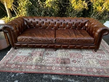 🚚 **Free Delivery** Restoration Hardware Kensington Leather Luxe 9’ sofa 🚚 