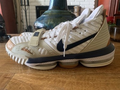 Men Size 13 Nike Lebron 16 medicine ball stylish active basketball dunk shoe