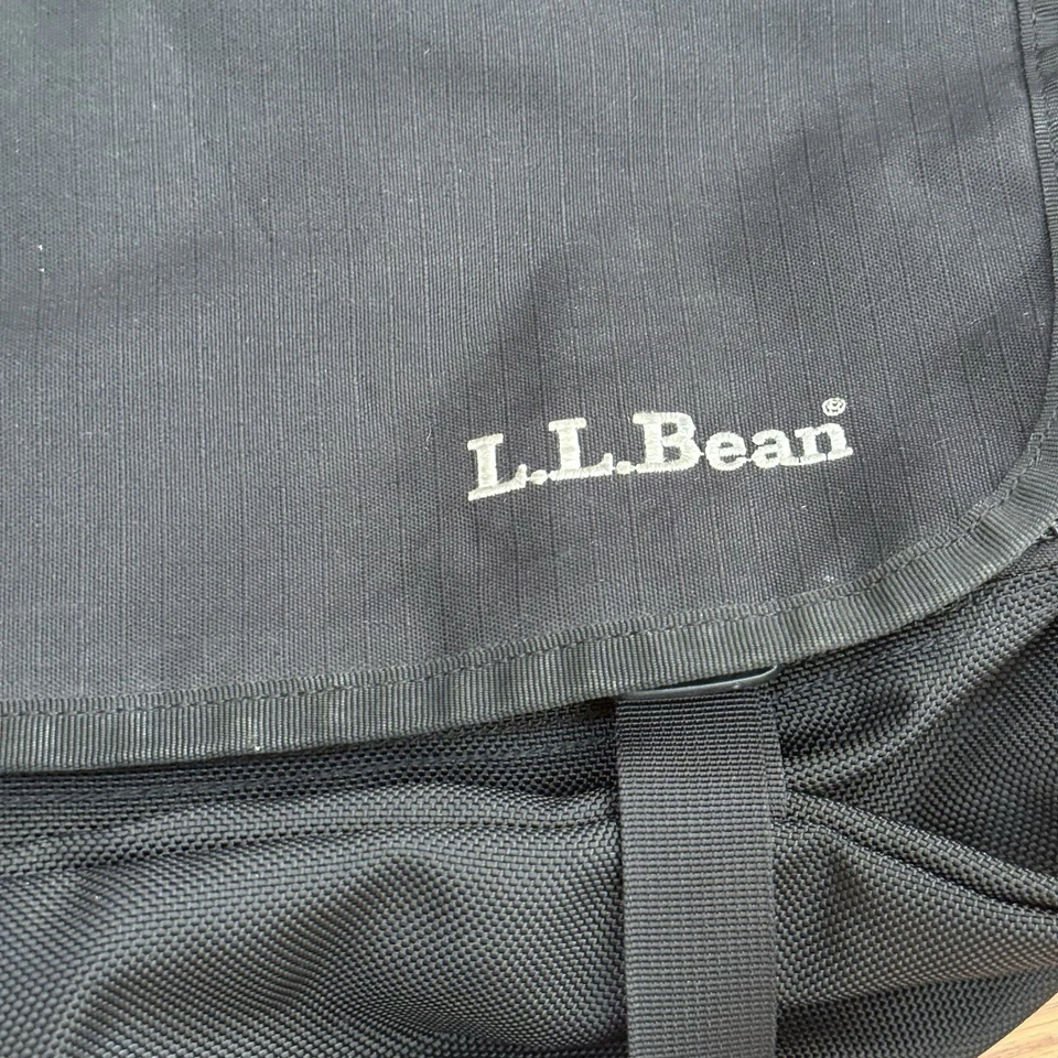 LL Bean Bolso Mensajero Mochila de Transporte Computadora Azul Marino Bolsillos Foto 3 de 4