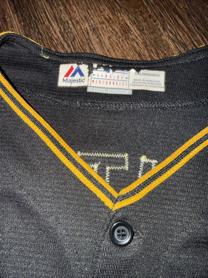 Camiseta de beisebol Majestic Andrew McCutchen Pittsburgh Pirates tamanho 3XL #22 MLB - Imagem 3 de 4