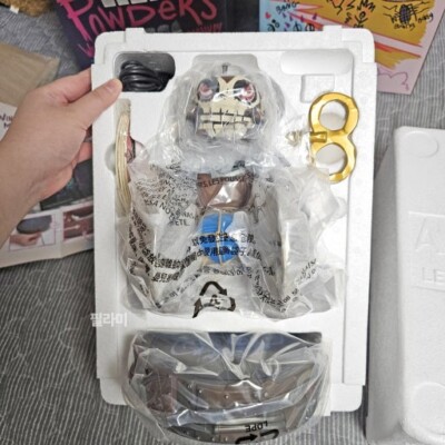 League of Legends Arcane Powder Monkey Wind-Up Figure / Walk & Clap / New