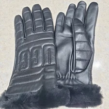 NWOT WOMENS MEDIUM BLACK UGG LEATHER CASHMERE QUILTED LOGO TECH GLOVES $145