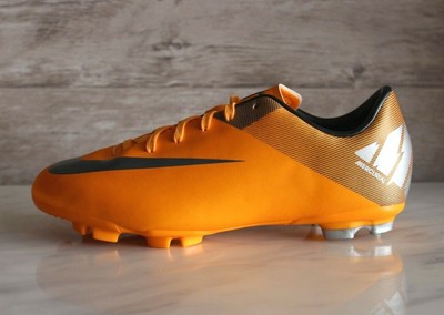 nike football boots orange