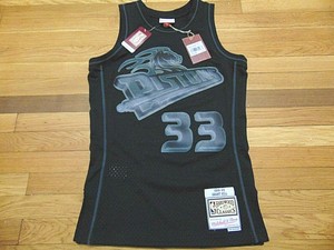 mitchell and ness grant hill jersey