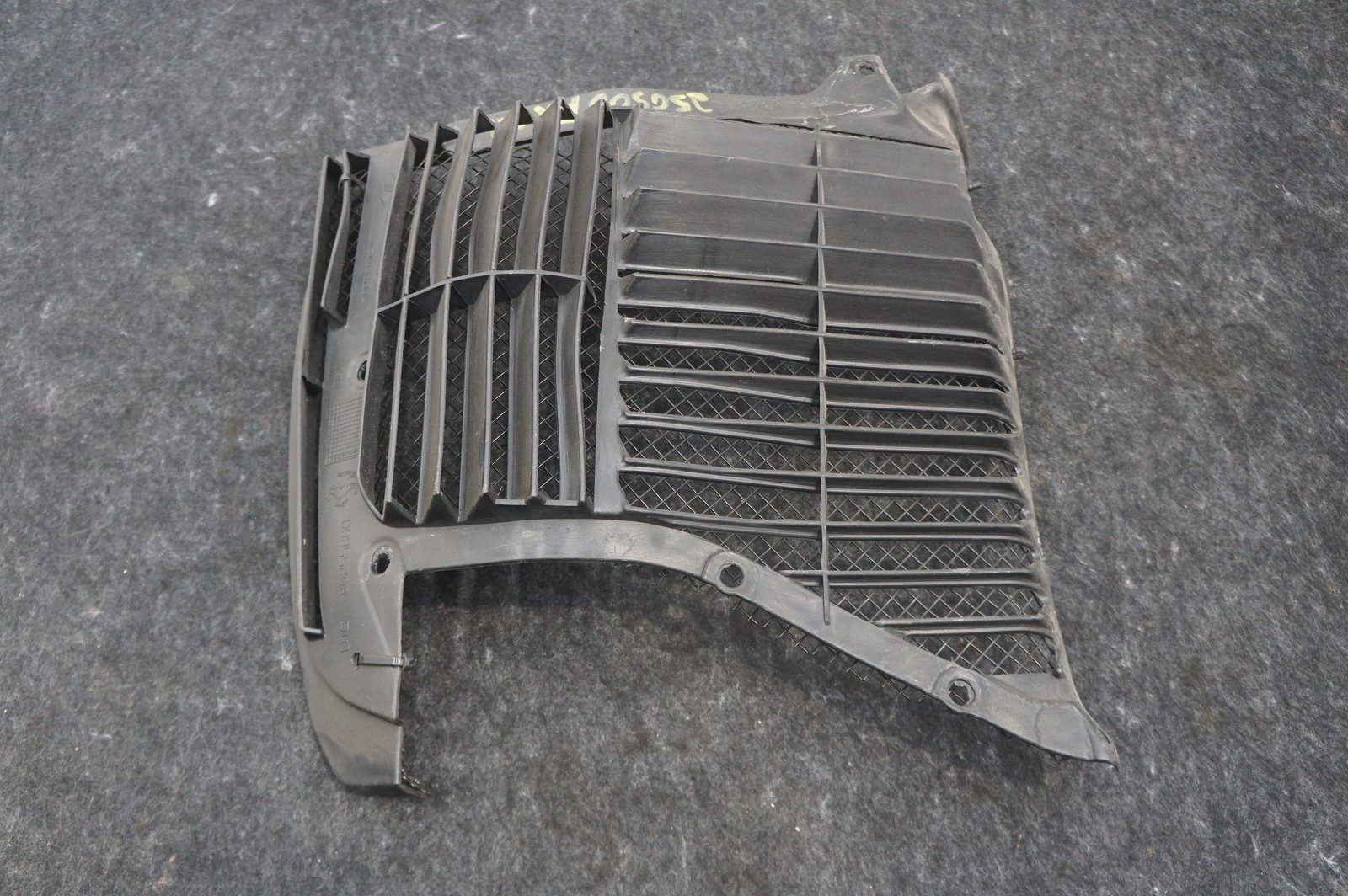 Rear Left Wheel Gravel Guard OEM 67964500 Ferrari F430 2004-09 *Note*