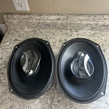 Par de altavoces coaxiales bidireccionales Hertz Dieci Series DCX-710.3
