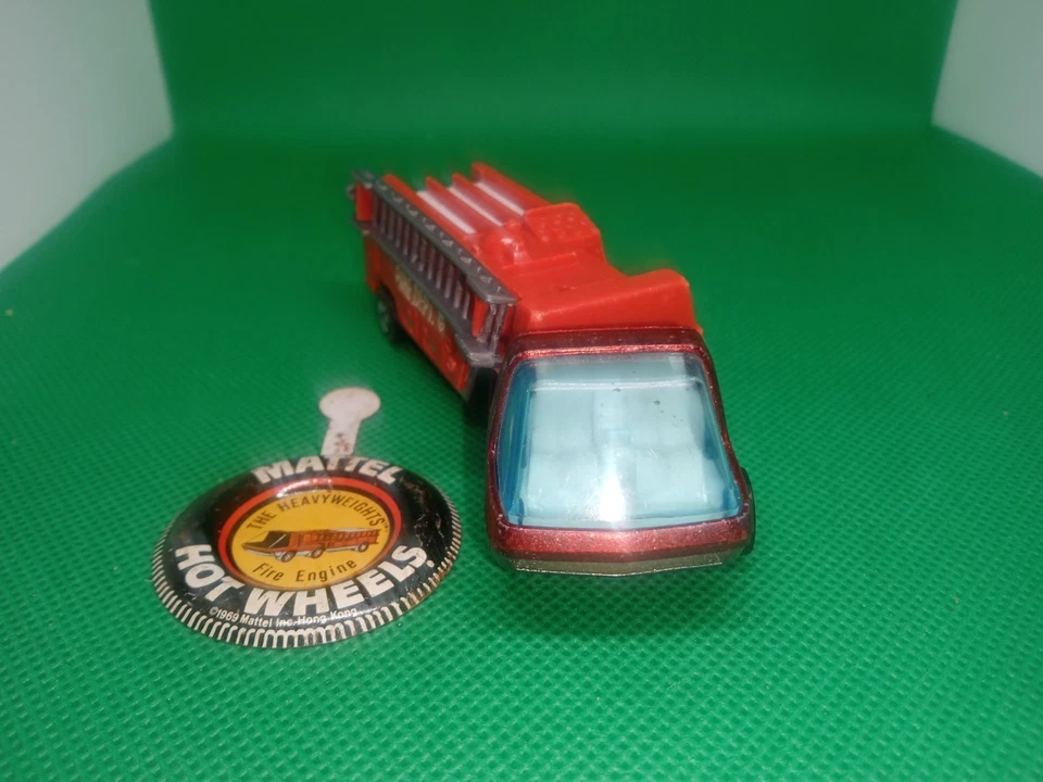 Vintage Hot Wheels Redline Heavyweights "Red" Fire Truck with Ladder / Button #2 - Image 2 of 4