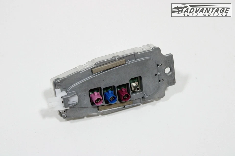 BMW 328I GT F34 AM FM 2014-2016 techo trasero radio aleta de tiburón módulo antena OEM Foto 3 de 4