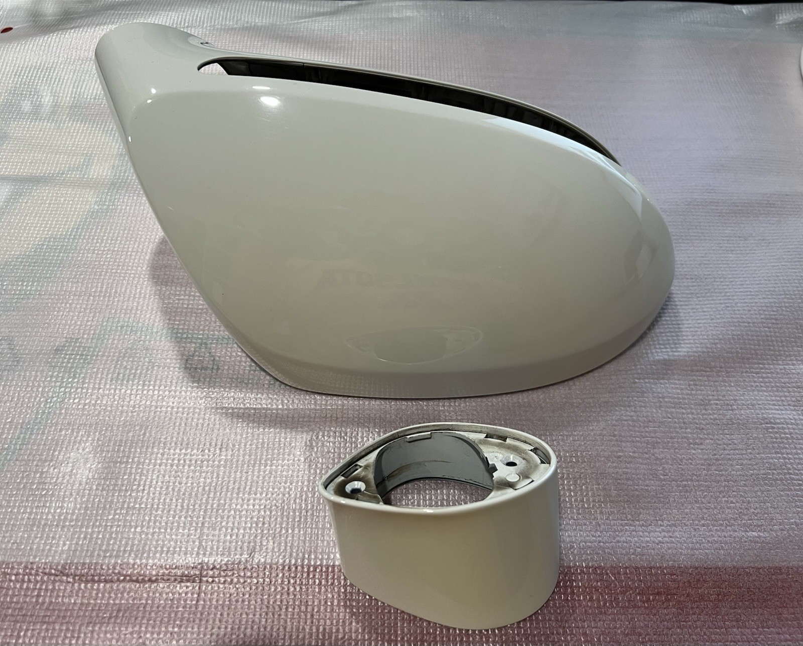 OEM Bentley RIGHT Side Mirror Housing Cap 3Y0857538B + Base 3W3857086