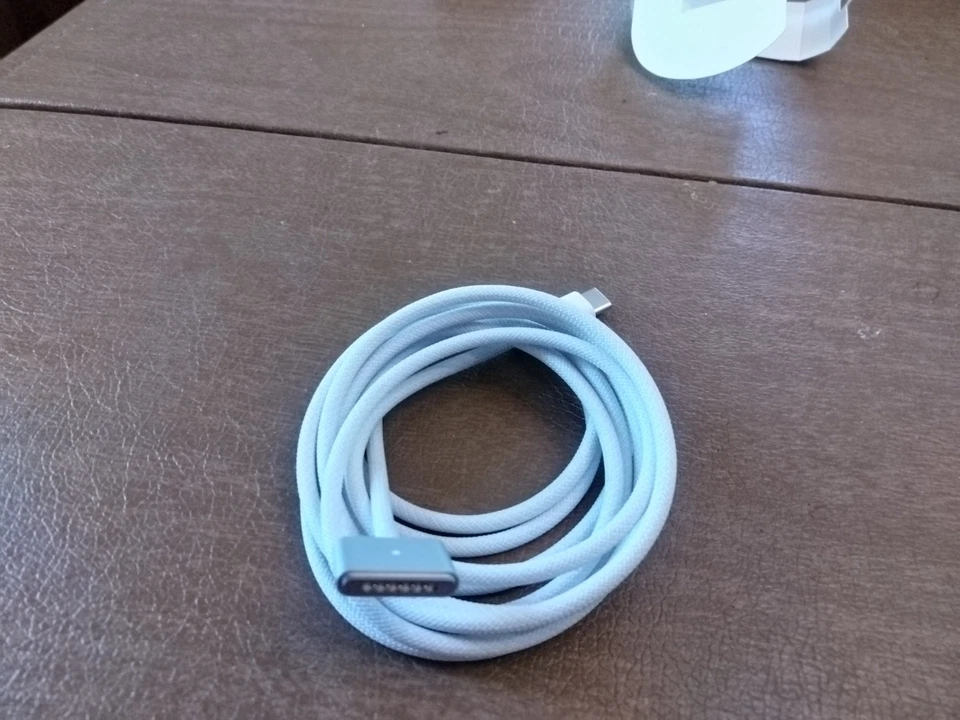 USB-C to Magsafe 3 Cable 2m. Open Box. Never Used. - Image 2 of 3