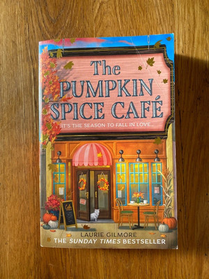 Pumpkin Spice Café by Laurie Gilmore (2023, Uk-B Format Paperback)