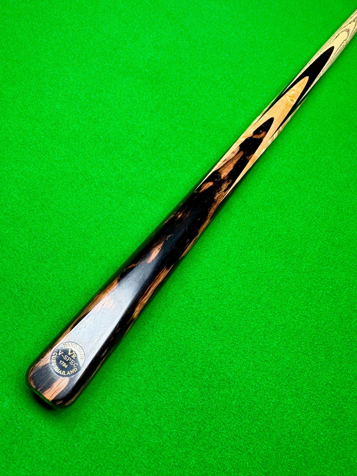 VR Cues | V-Spec Snooker, Pool Cue | 1 Piece | 58.5" | 17.9oz | 9.5mm Ti - 291