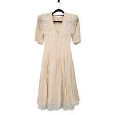 Gunne Sax Vintage 80s Lace Trim Peach Edwardian Prairie Dress Made in USA Size 3