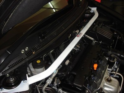 For HONDA CROSSROAD/STREAM 2ND GEN 2006-2014 Ultra Racing Front Strut Bar