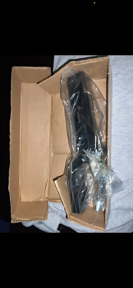 Toyota Tundra, montaje de bola Sequoia Foto 3 de 4