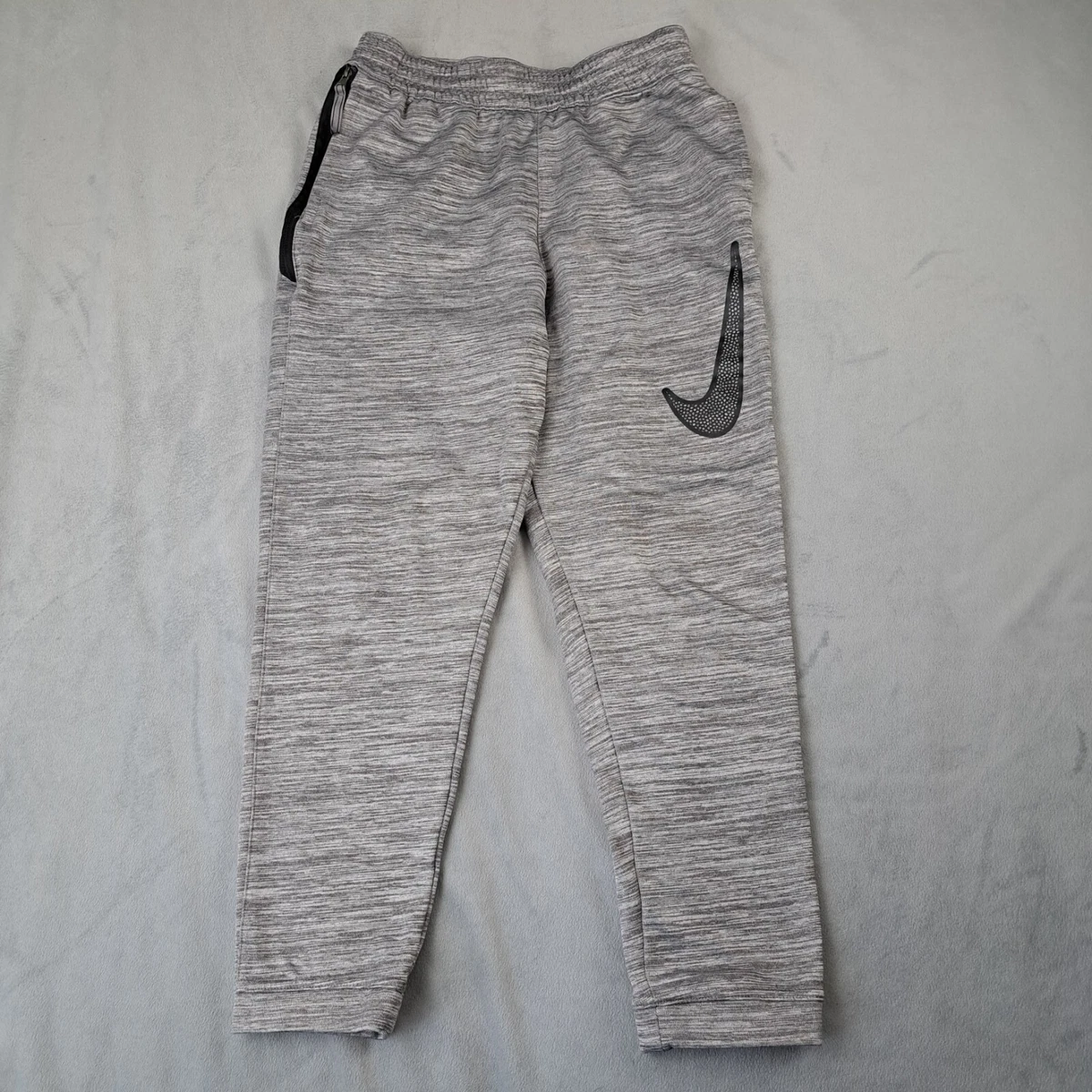 Nike joggers deals youth large
