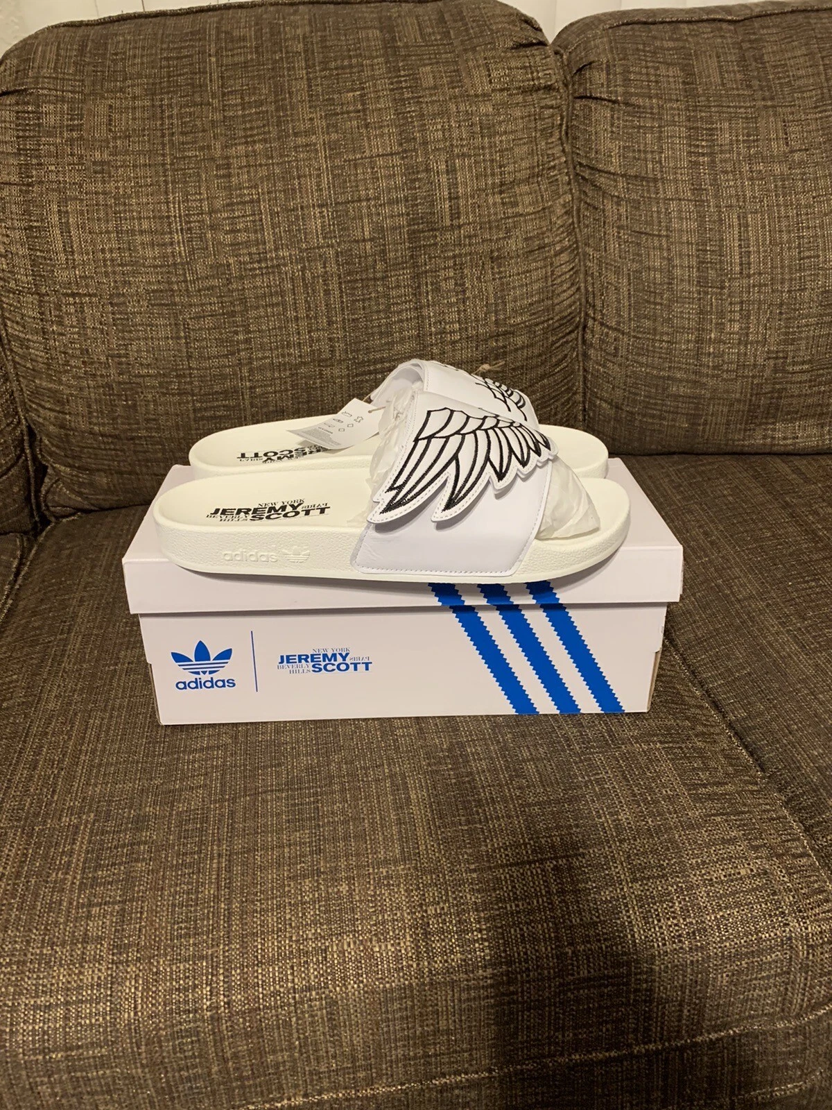 Adidas Jeremy Scott Monogram Adilette Wings Slides GY2505 taglia 9 nuove