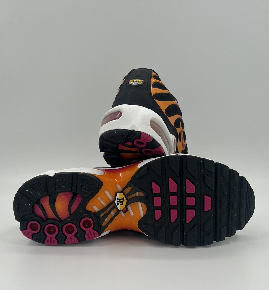 Nike Air Max Plus GS DX9264-001 'Black Active Pink' US 5Y US Wmns