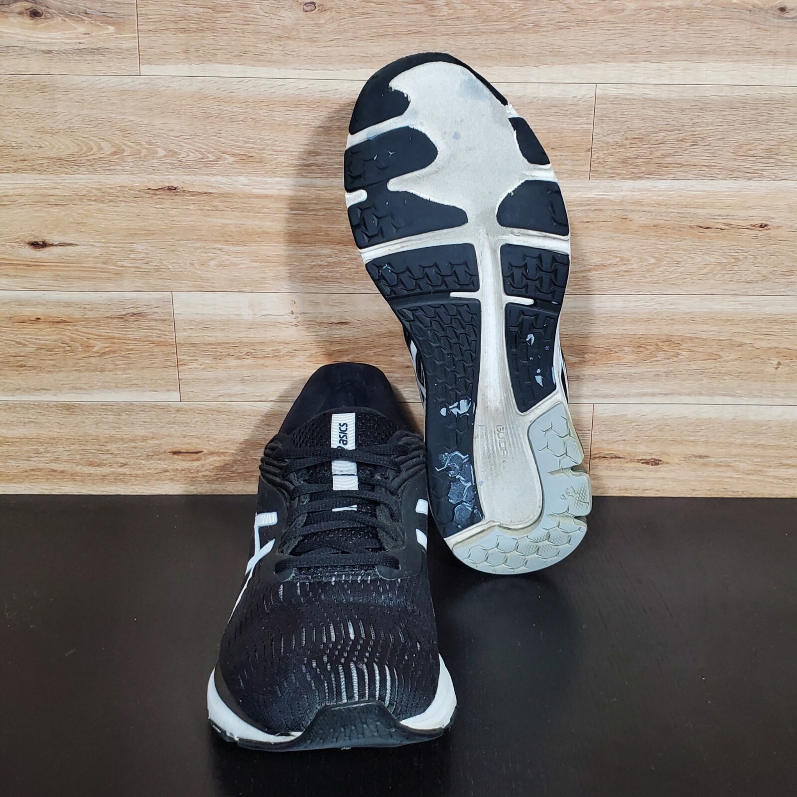 asics amplifoam gel pulse 11