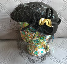 Vintage Ladies Beret Brown Wool Felt Hat and Brooch B.B.H. Co.